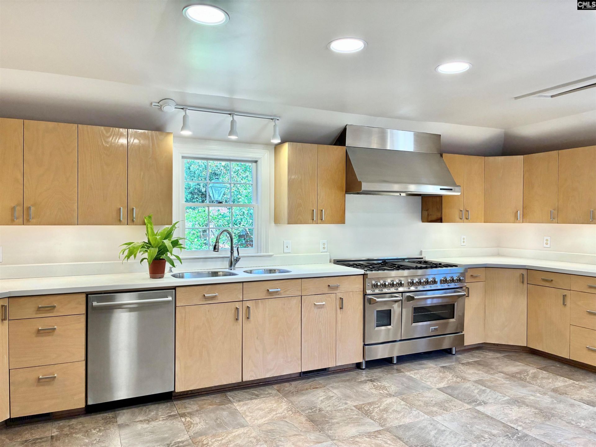 723 Hampton Hill Road Photo 24