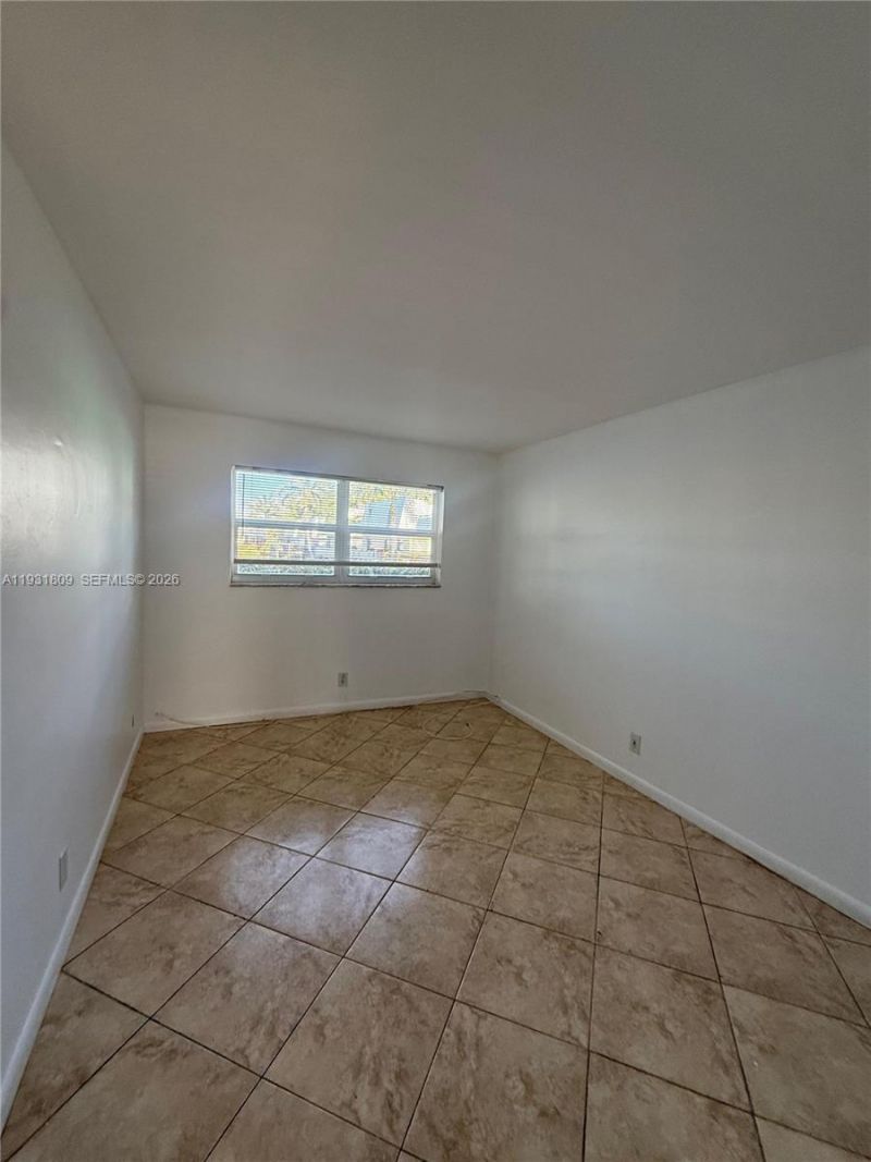 4051 NE 13th Ave, Unit 54-3, Oakland Park, FL 33334 Photo