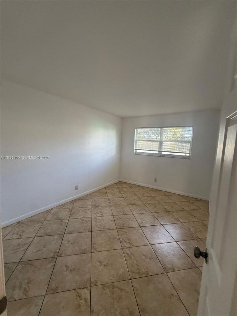4051 NE 13th Ave, Unit 54-3, Oakland Park, FL 33334 Photo