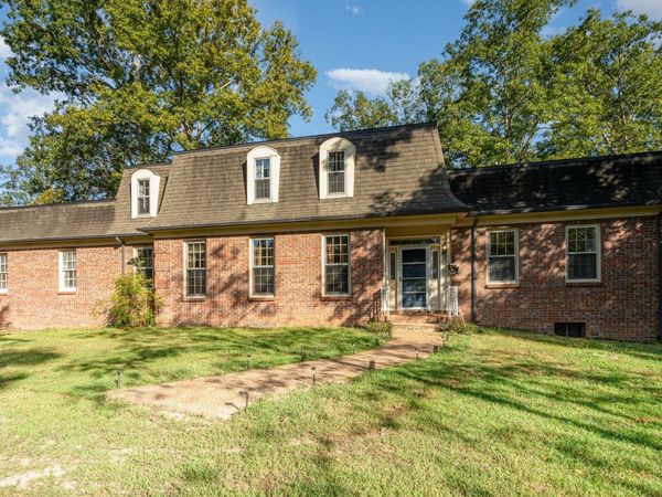 2414 Highway 48 S, Dickson, TN 37055