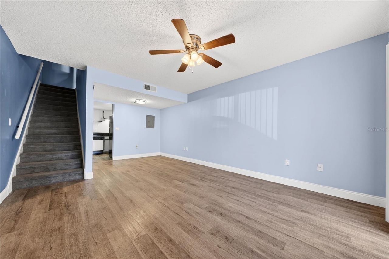 4223 S. Semoran Blvd, Unit 9, Orlando, FL 32822 Photo