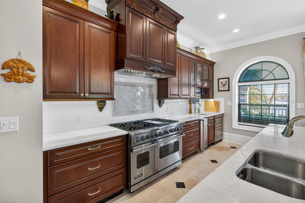 7974 9th Avenue S, Saint Petersburg, FL 33707 Photo