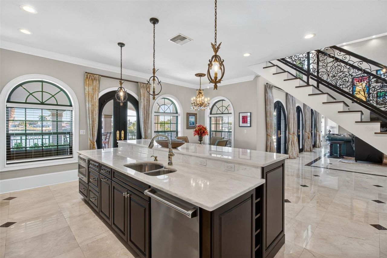 7974 9th Avenue S, Saint Petersburg, FL 33707 Photo