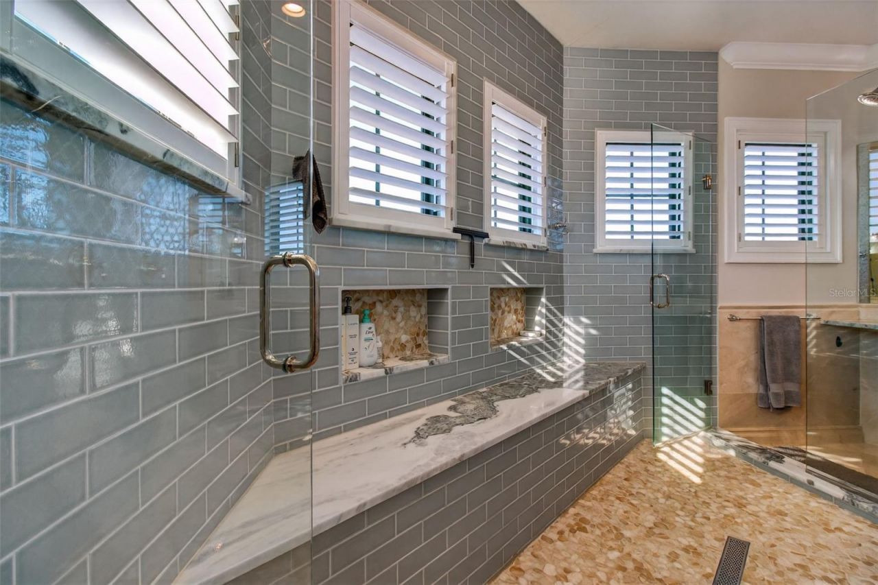 7974 9th Avenue S, Saint Petersburg, FL 33707 Photo