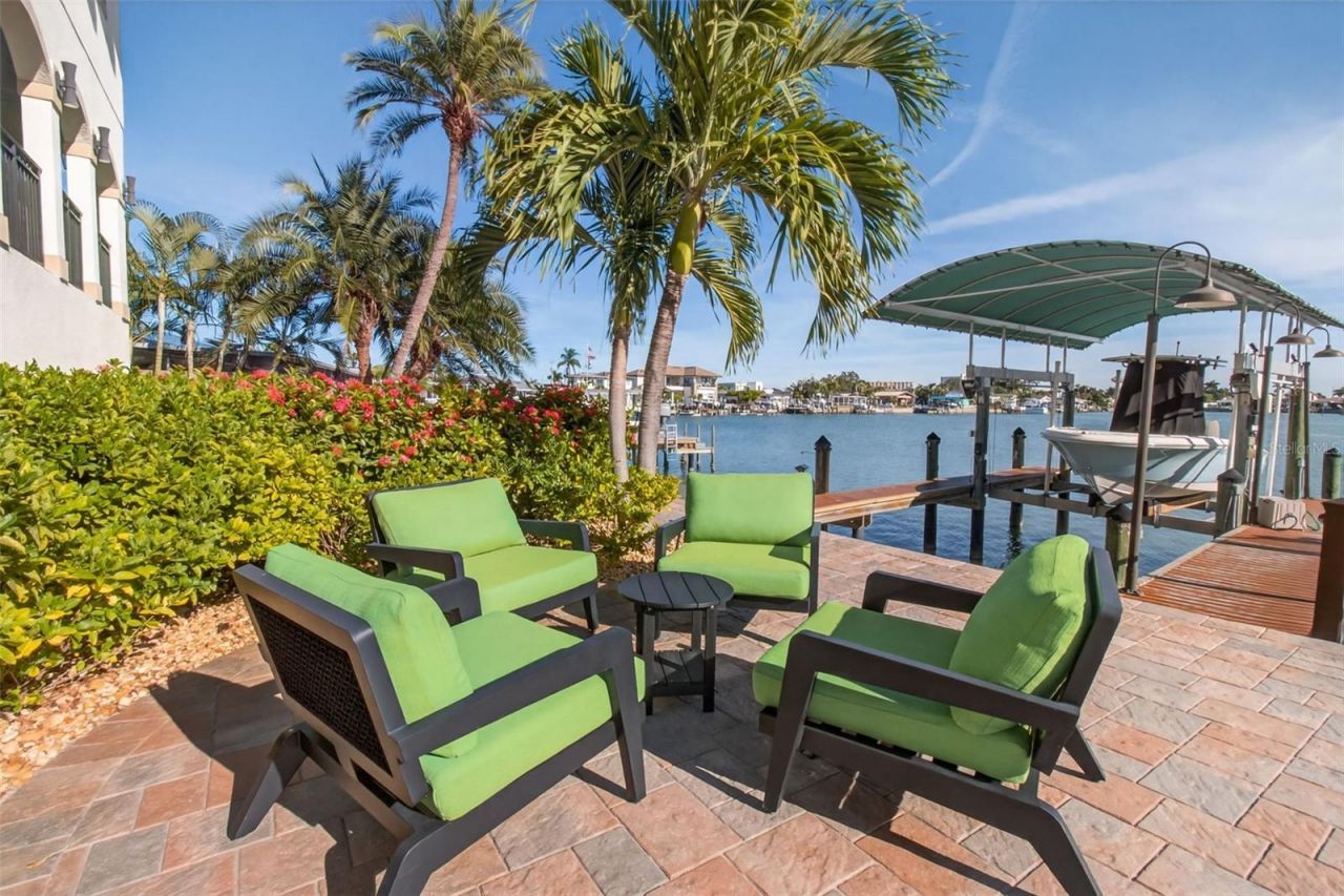 7974 9th Avenue S, Saint Petersburg, FL 33707 Photo