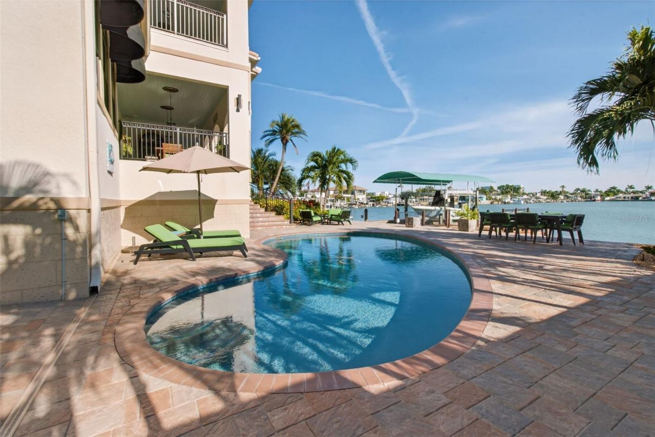 7974 9th Avenue S, Saint Petersburg, FL 33707 Photo