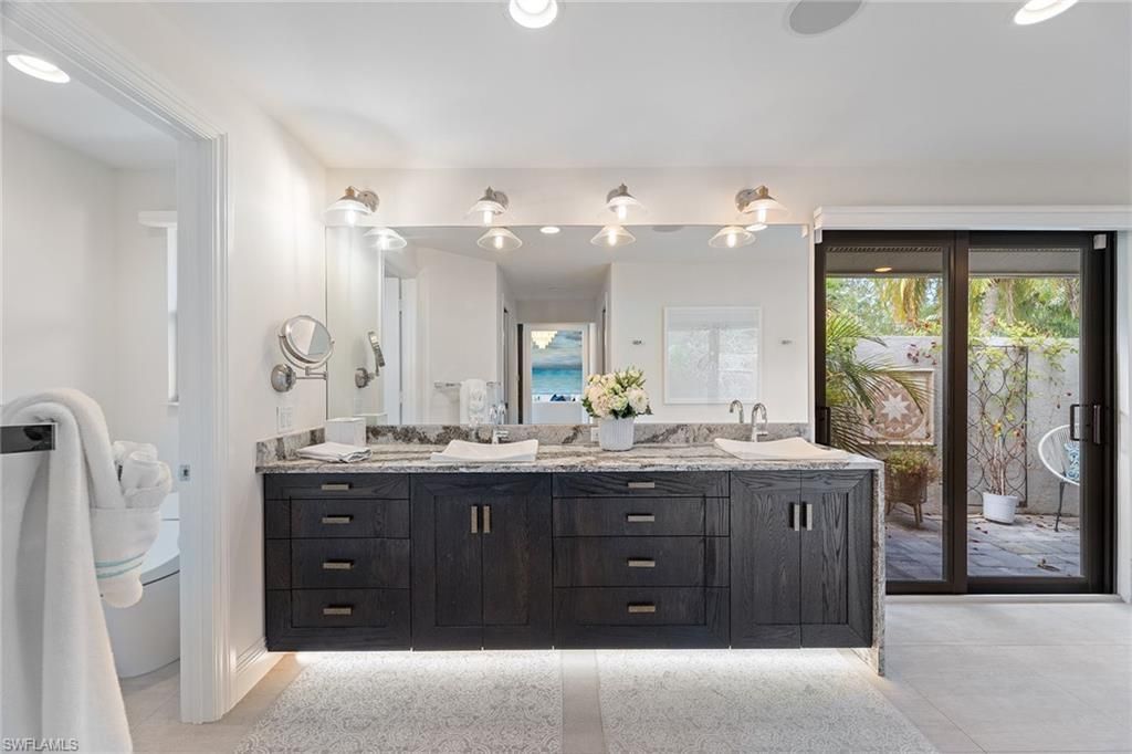 6582 Trail Blvd, Naples, FL 34108 Photo