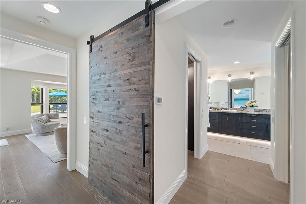 6582 Trail Blvd, Naples, FL 34108 Photo