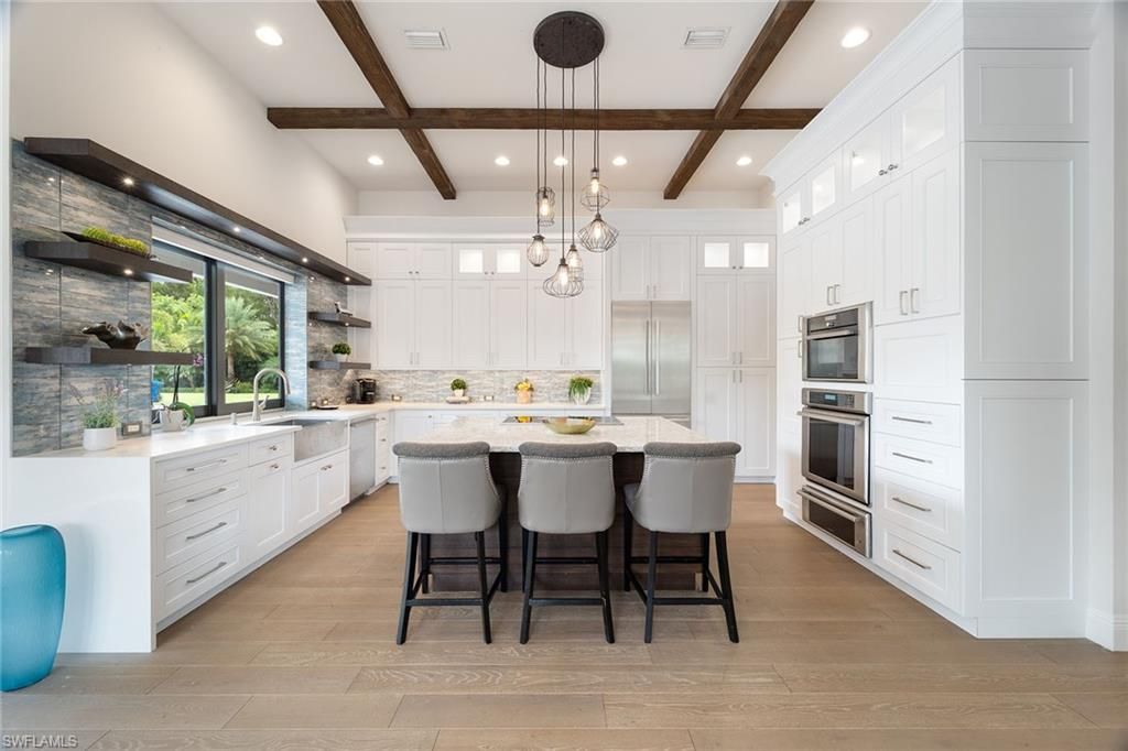 6582 Trail Blvd, Naples, FL 34108 Photo