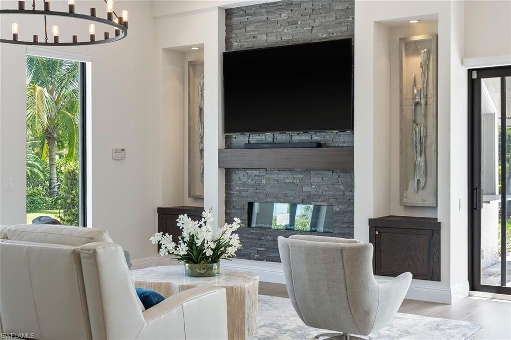 6582 Trail Blvd, Naples, FL 34108 Photo