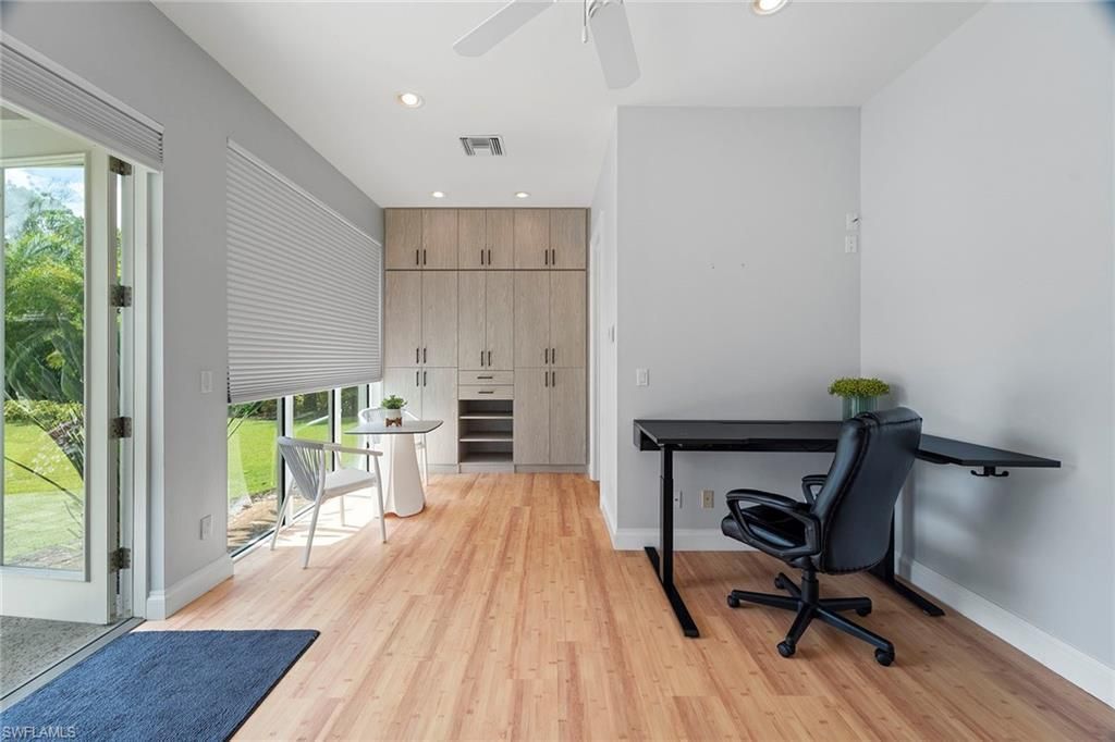 6582 Trail Blvd, Naples, FL 34108 Photo