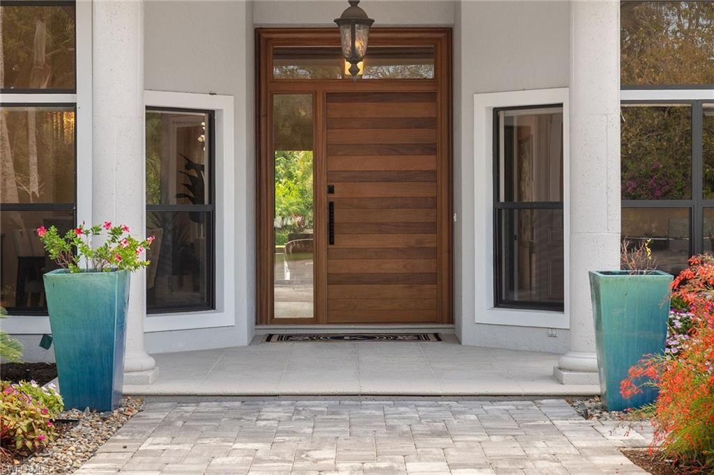 6582 Trail Blvd, Naples, FL 34108 Photo