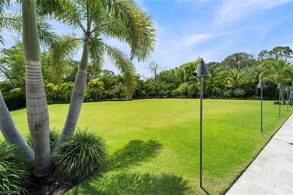 6582 Trail Blvd, Naples, FL 34108 Photo