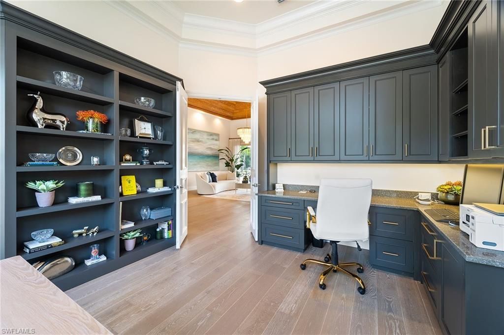 6582 Trail Blvd, Naples, FL 34108 Photo