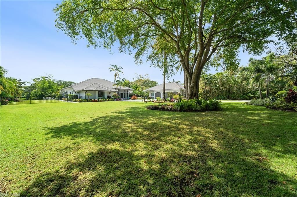 6582 Trail Blvd, Naples, FL 34108 Photo