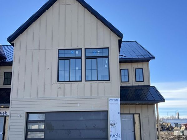 15 E Duke St., Vermillion, SD 57069