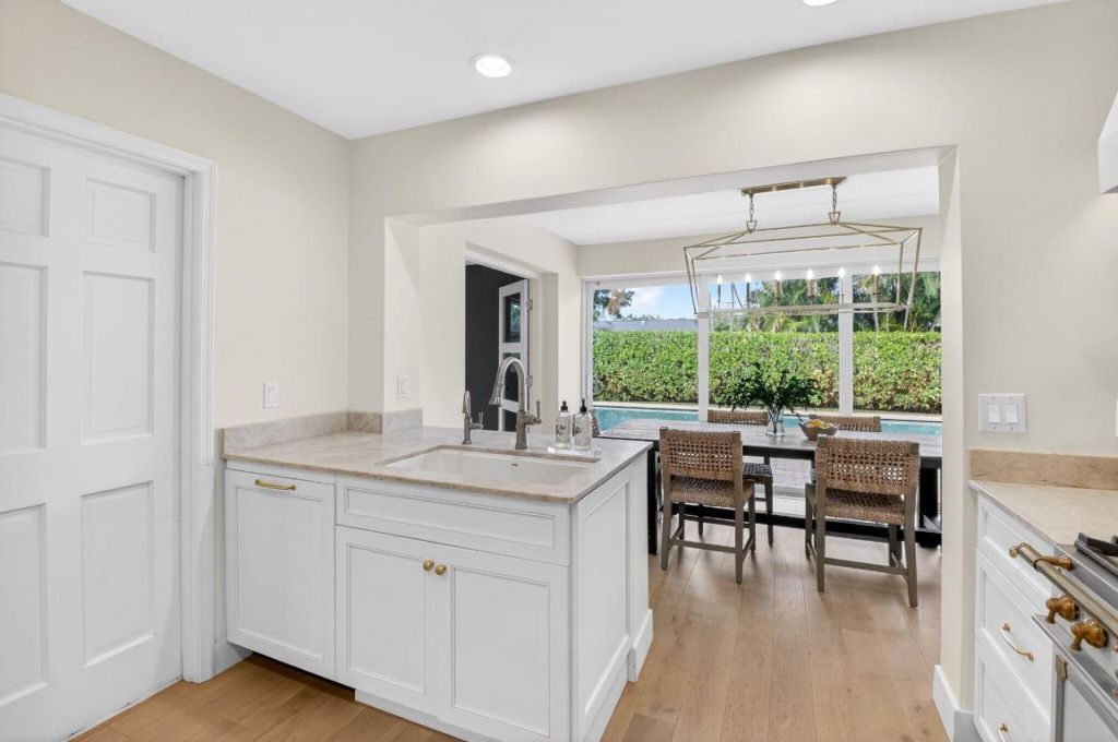 525 Sunset Road, Boynton Beach, FL 33435 Photo