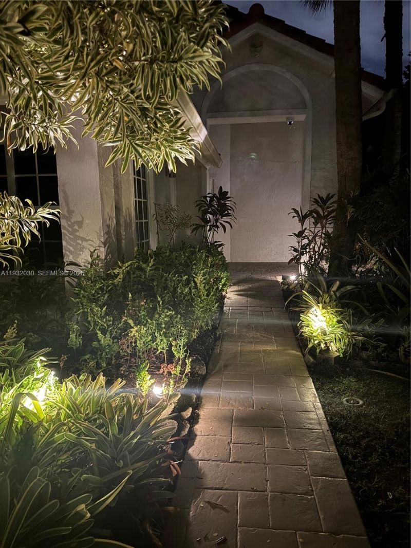 610 Misty Oaks Ln , Pompano Beach, FL 33069 Photo