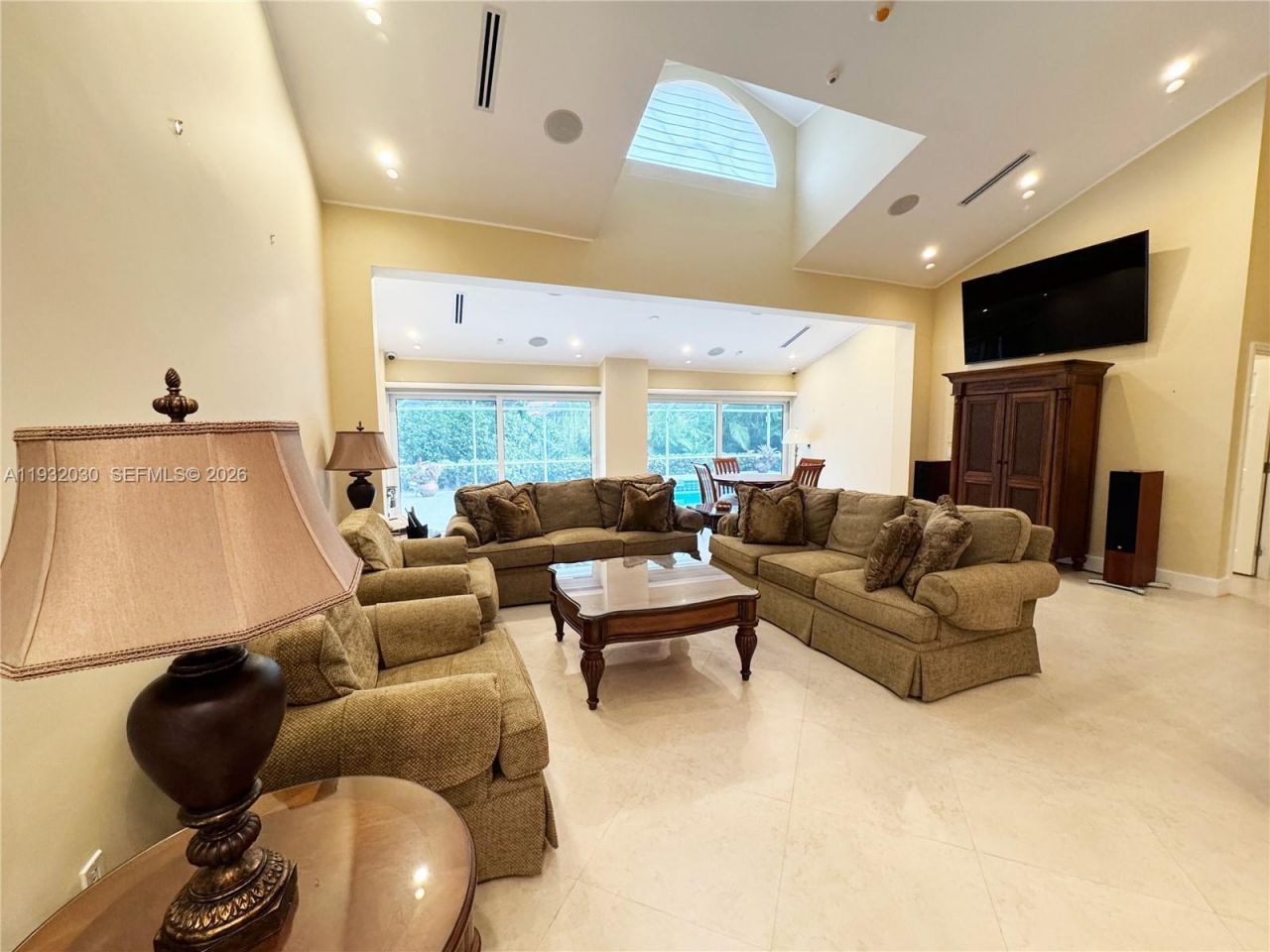 610 Misty Oaks Ln , Pompano Beach, FL 33069 Photo