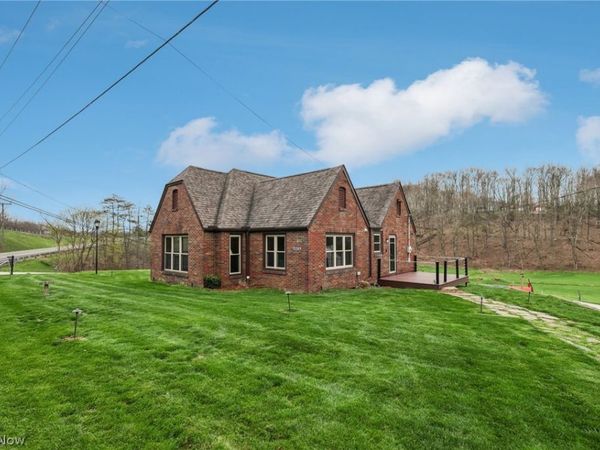 15369 Old Lincoln Highway, East Liverpool, OH 43920