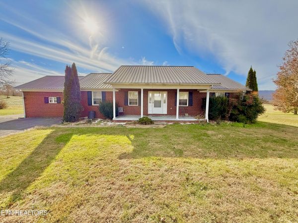 224 Walnut Hill Lane, Ewing, VA 24248