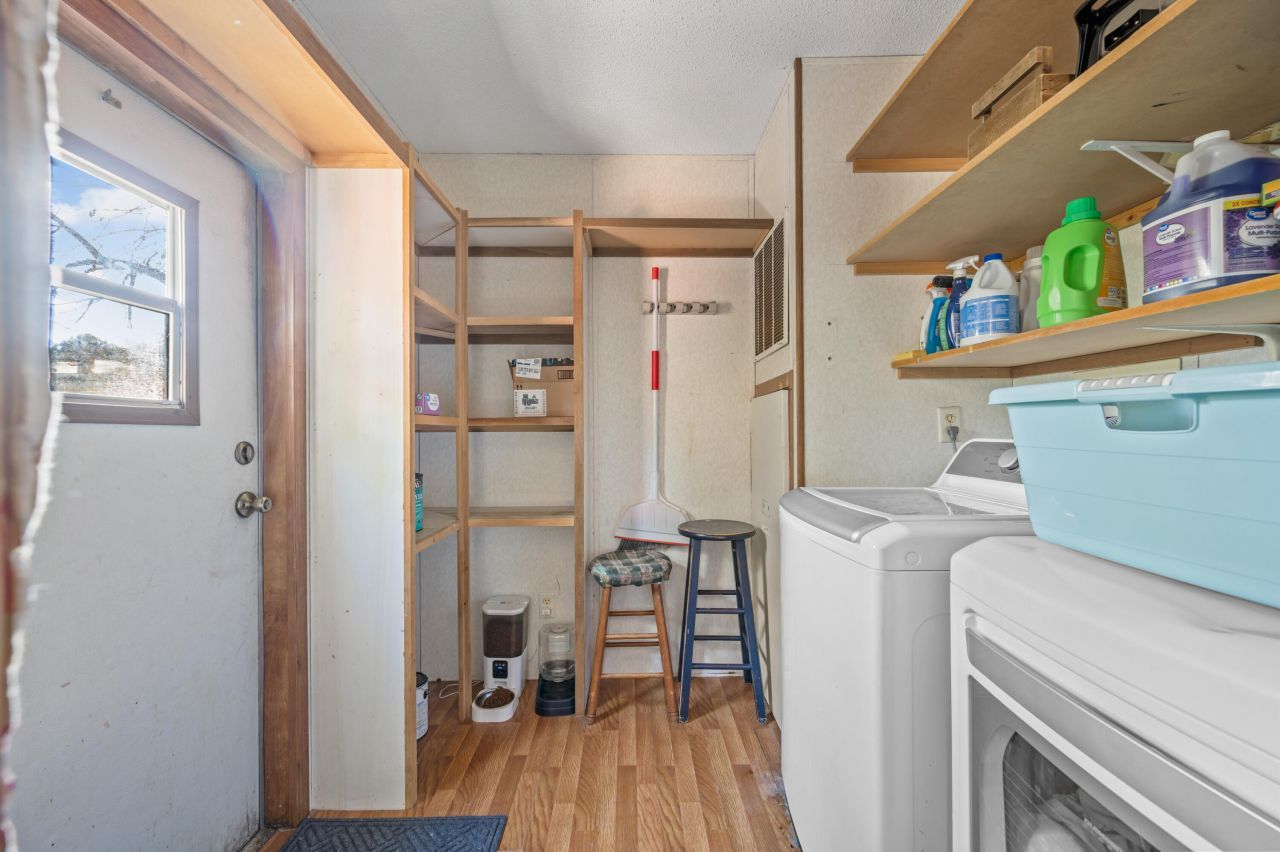 114 Lakewood Drive Photo 31