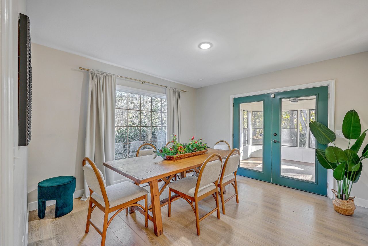 1282 Starline Drive Photo 11