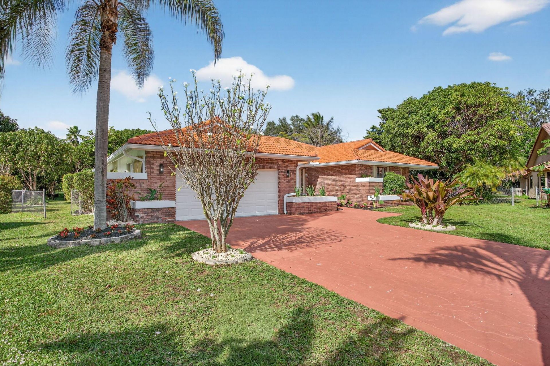 8899 NW 47th Drive, Coral Springs, FL 33067 Photo