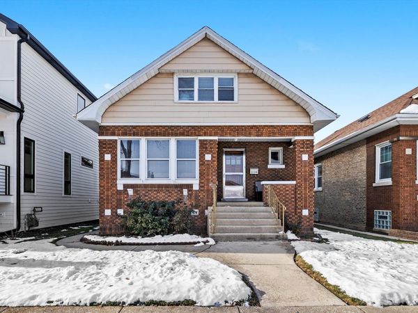 2716 Grove Avenue, Berwyn, IL 60402