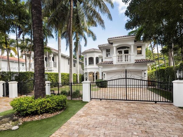 4065 Battersea Rd, Coconut Grove, FL 33133