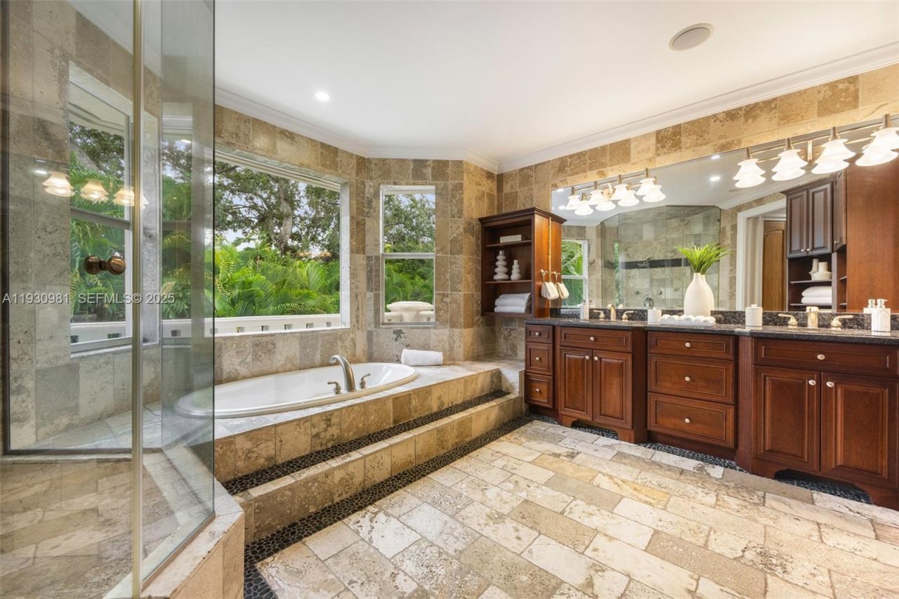 4065 Battersea Rd, Coconut Grove, FL 33133 Photo