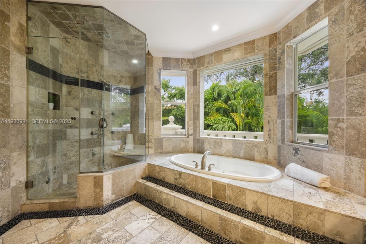 4065 Battersea Rd, Coconut Grove, FL 33133 Photo