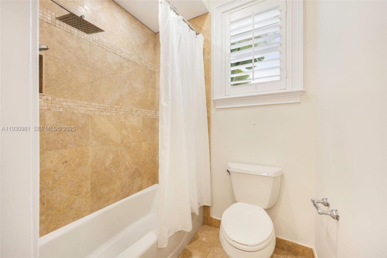 4065 Battersea Rd, Coconut Grove, FL 33133 Photo