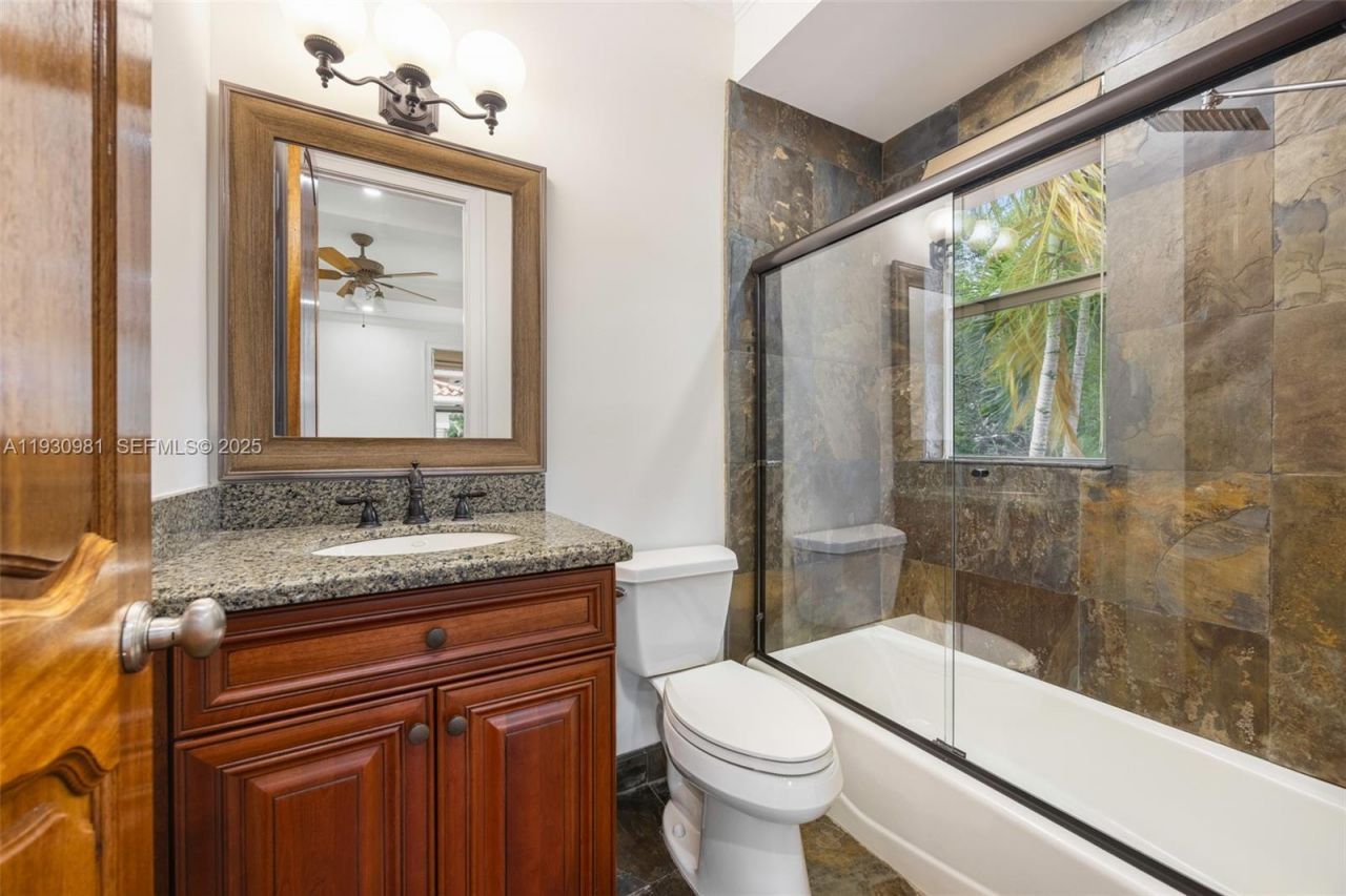 4065 Battersea Rd, Coconut Grove, FL 33133 Photo