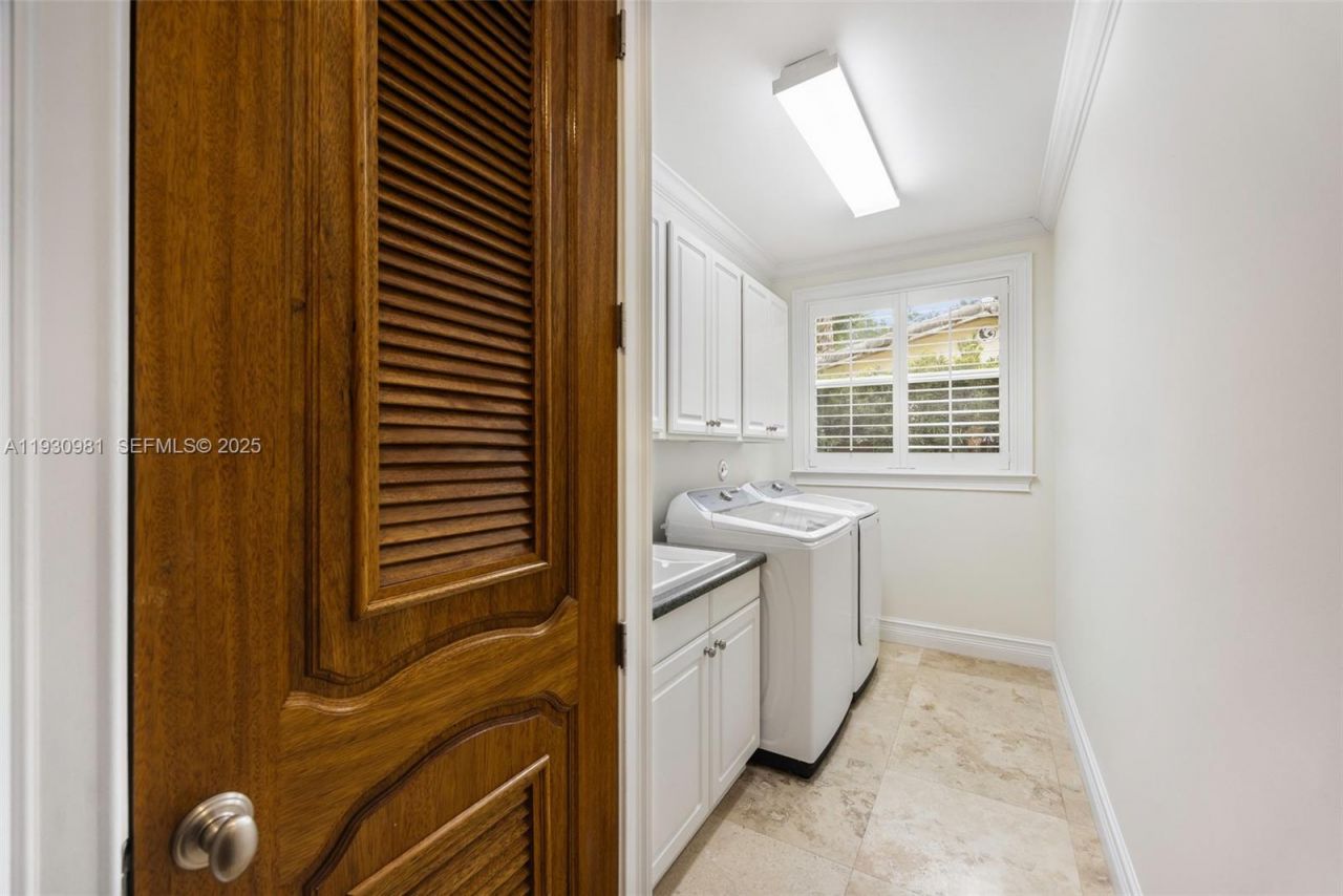 4065 Battersea Rd, Coconut Grove, FL 33133 Photo