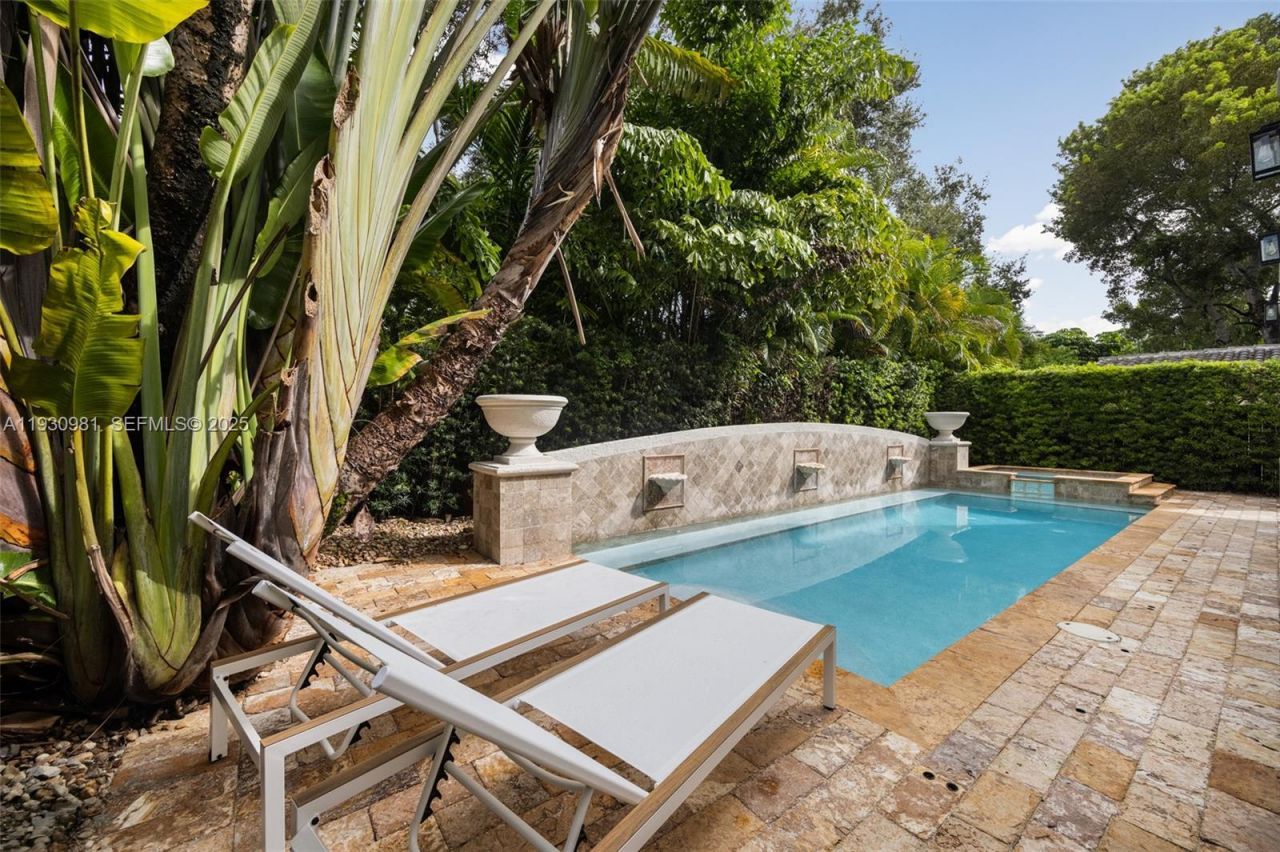 4065 Battersea Rd, Coconut Grove, FL 33133 Photo