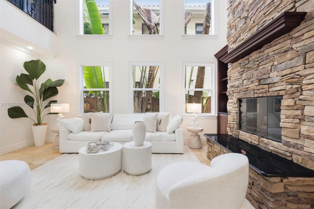 4065 Battersea Rd, Coconut Grove, FL 33133 Photo