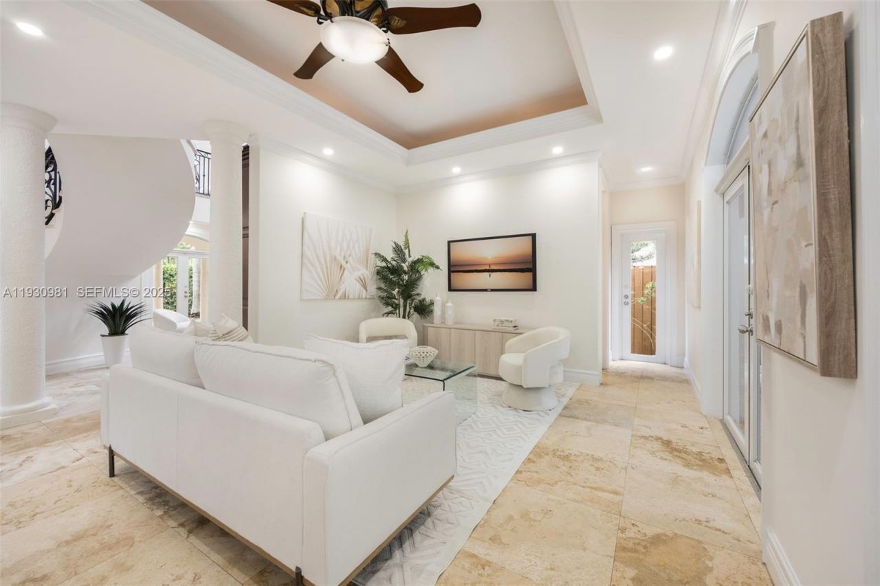 4065 Battersea Rd, Coconut Grove, FL 33133 Photo