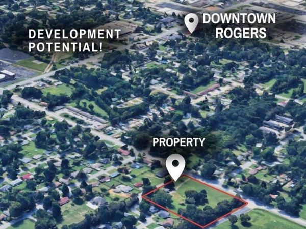 1209 W Olive Street, Rogers, AR 72756