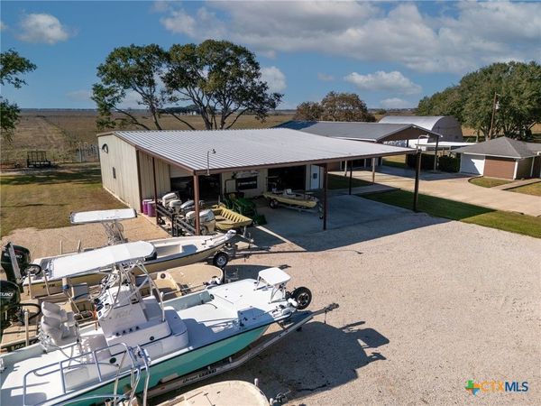 1112 S FM 441 , Louise, TX 77455