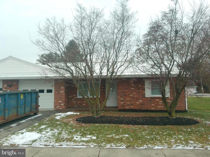 16 W Hale Street, Lewistown, PA 17044 Main Photo