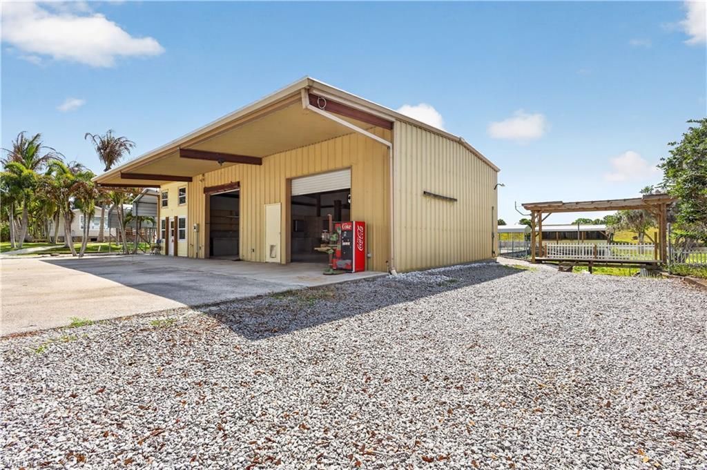 3342 County Road 721 Loop, Moore Haven, FL 33471 Photo