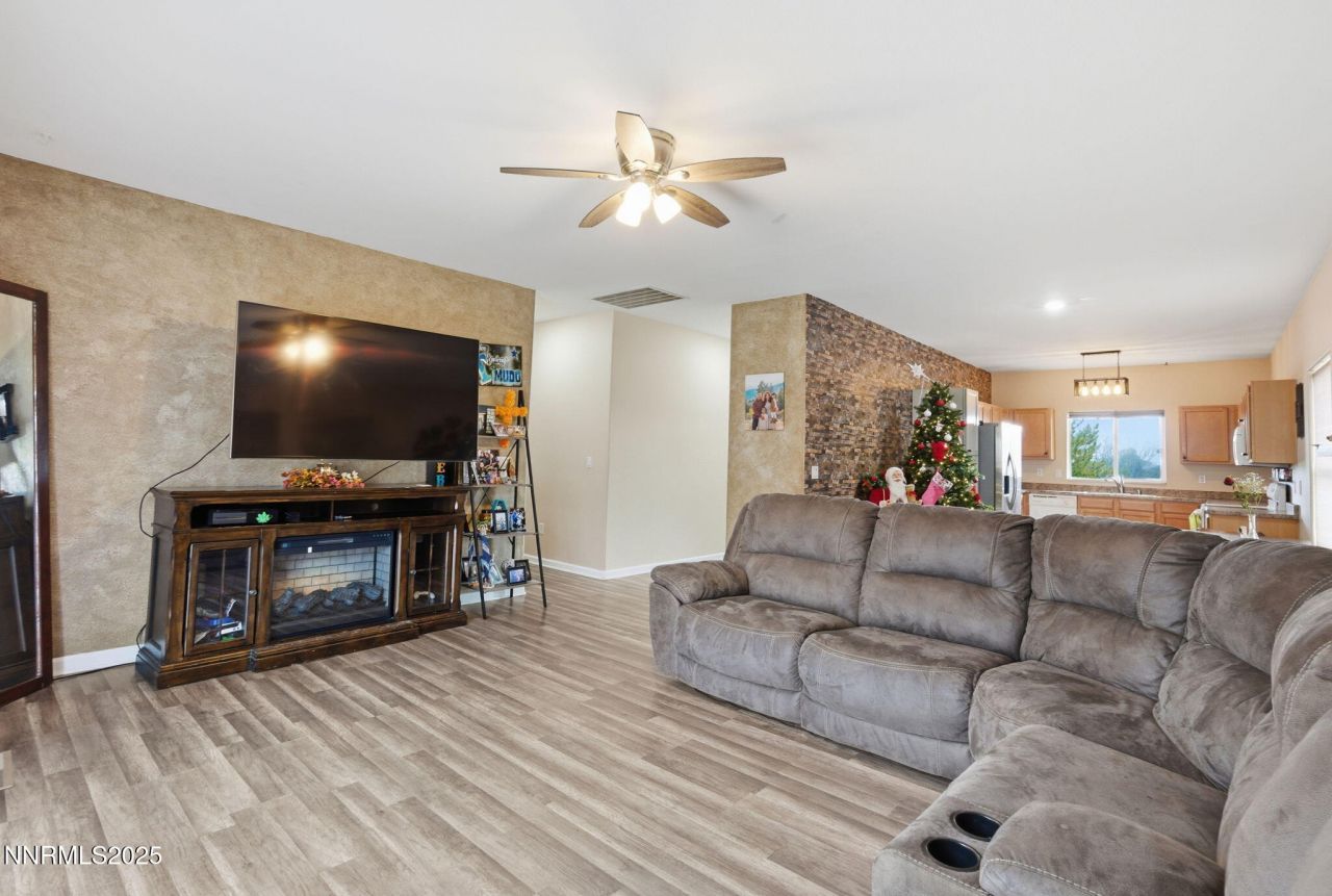 365 Orrcrest Drive, Reno, NV 89506 Photo