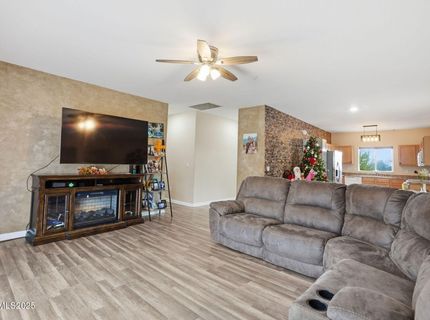 365 Orrcrest Drive, Reno, NV 89506 Photo