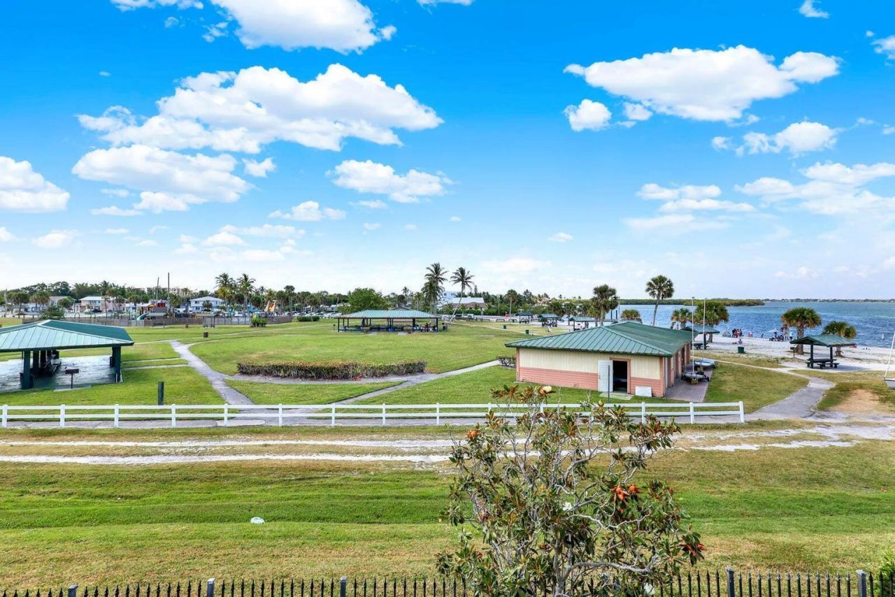 1500 Mariner Bay Boulevard, Fort Pierce, FL 34949 Photo