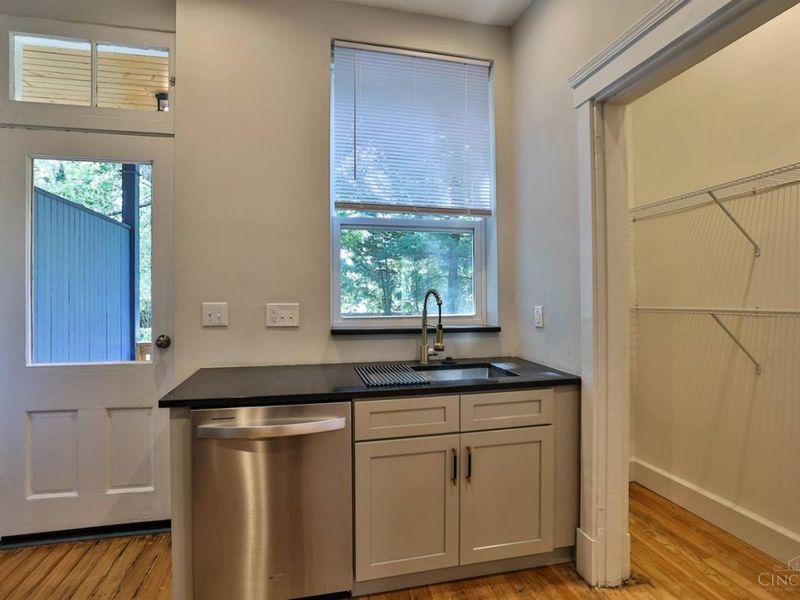 759 Mcmakin Avenue, Cincinnati, OH 45232 Photo 17