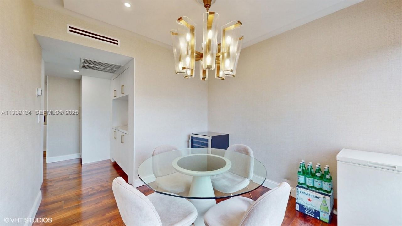 10155 Collins Ave , Unit 410, Bal Harbour, FL 33154 Photo