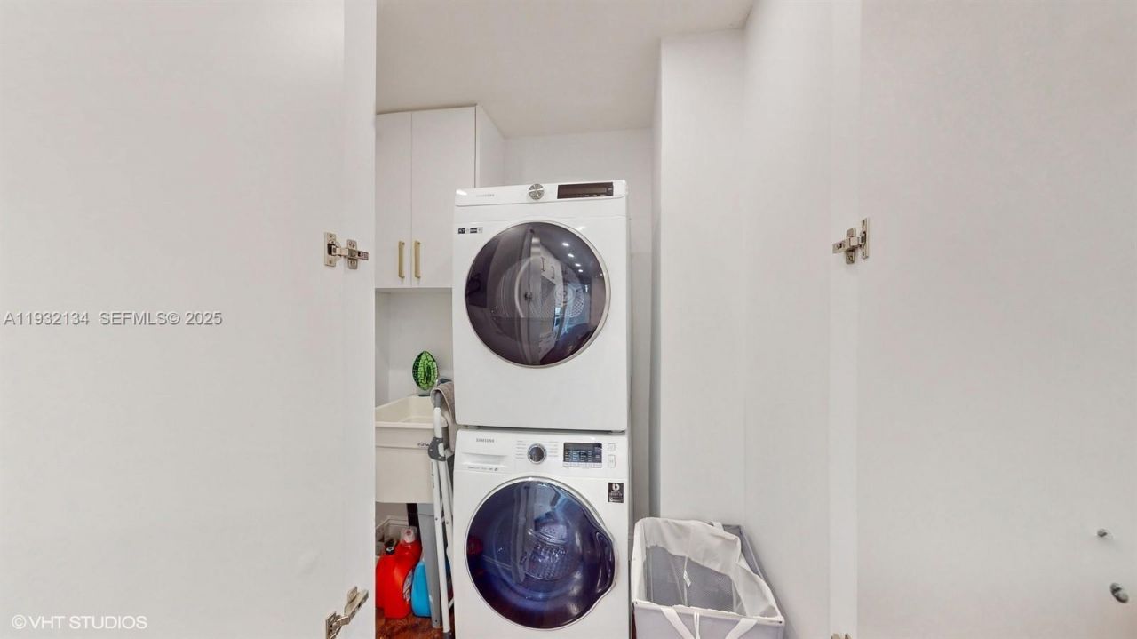 10155 Collins Ave , Unit 410, Bal Harbour, FL 33154 Photo