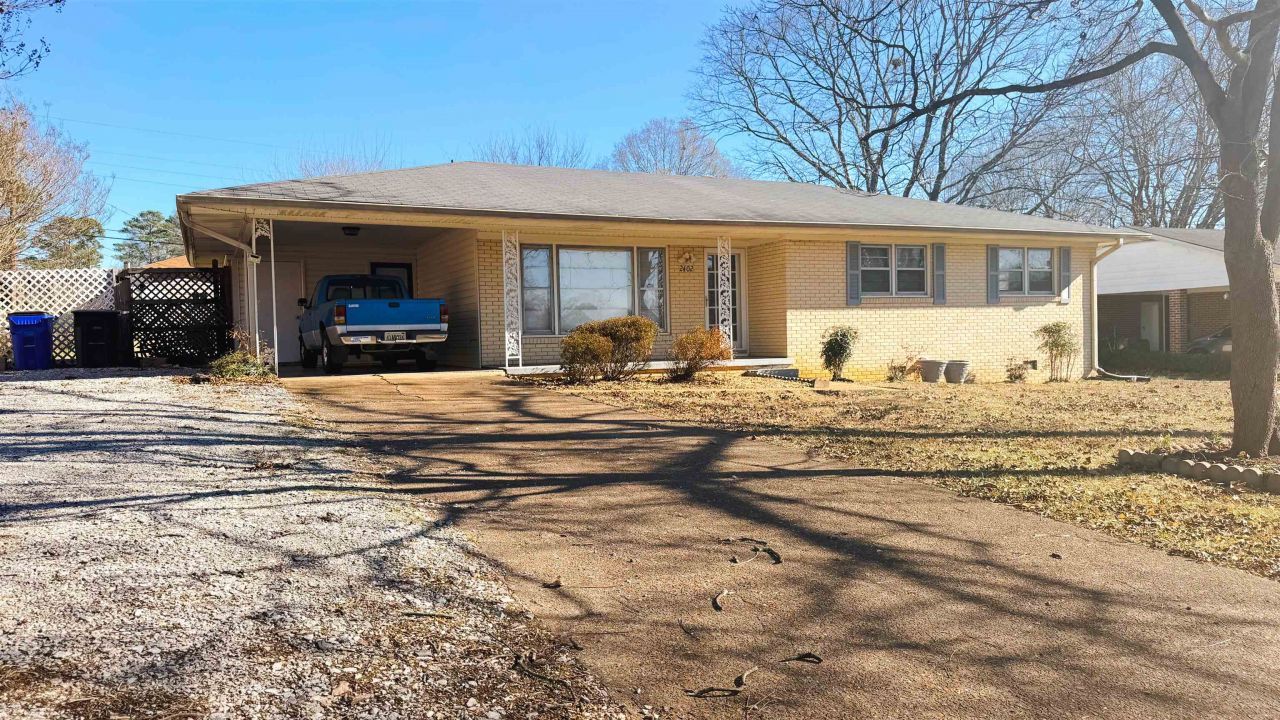 2402 Wellington St, Florence, AL 00000 Main Photo