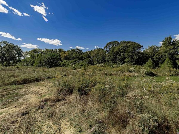 2452 Gore Rd, Baton Rouge, LA 70807